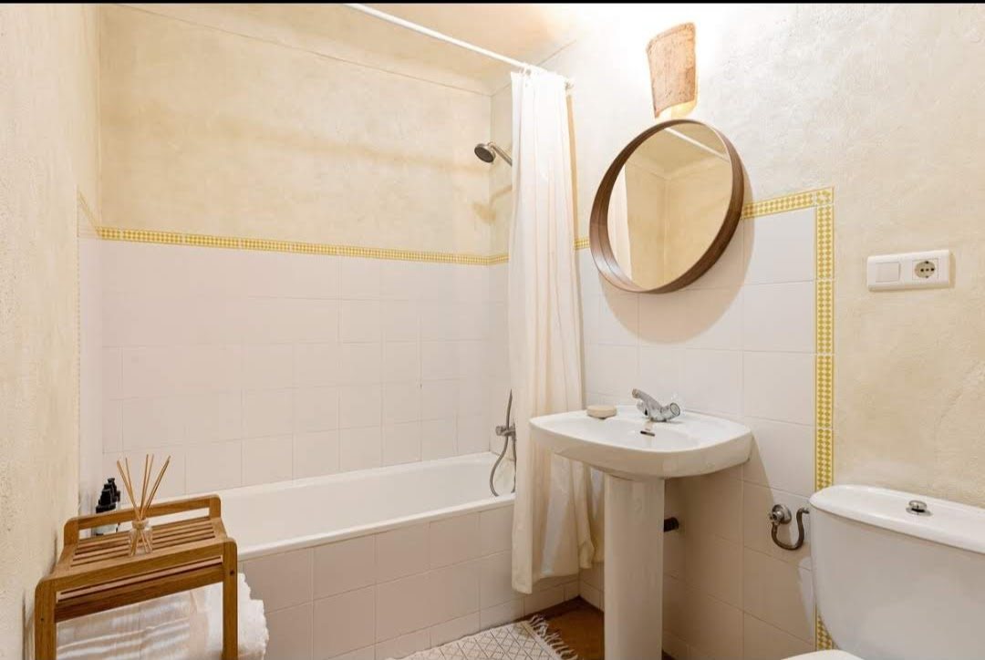 Upstairs Bathroom