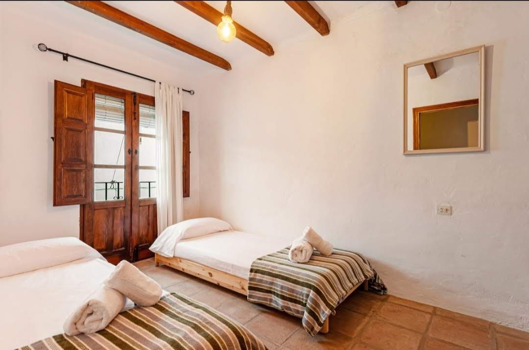 Twin Bedroom